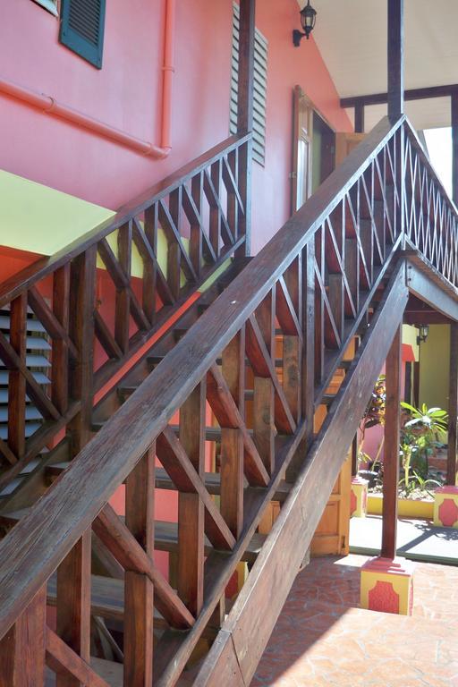 Alan'S Paradise Hotel Placencia Екстер'єр фото